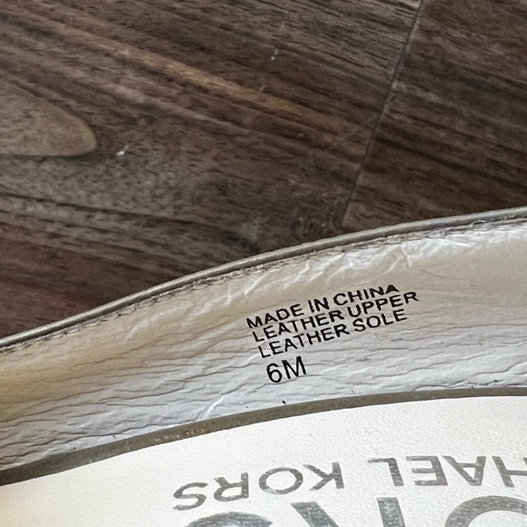 Michael Kors Patent Leather 5-Inch Round Toe Heel - Picture 4 of 10